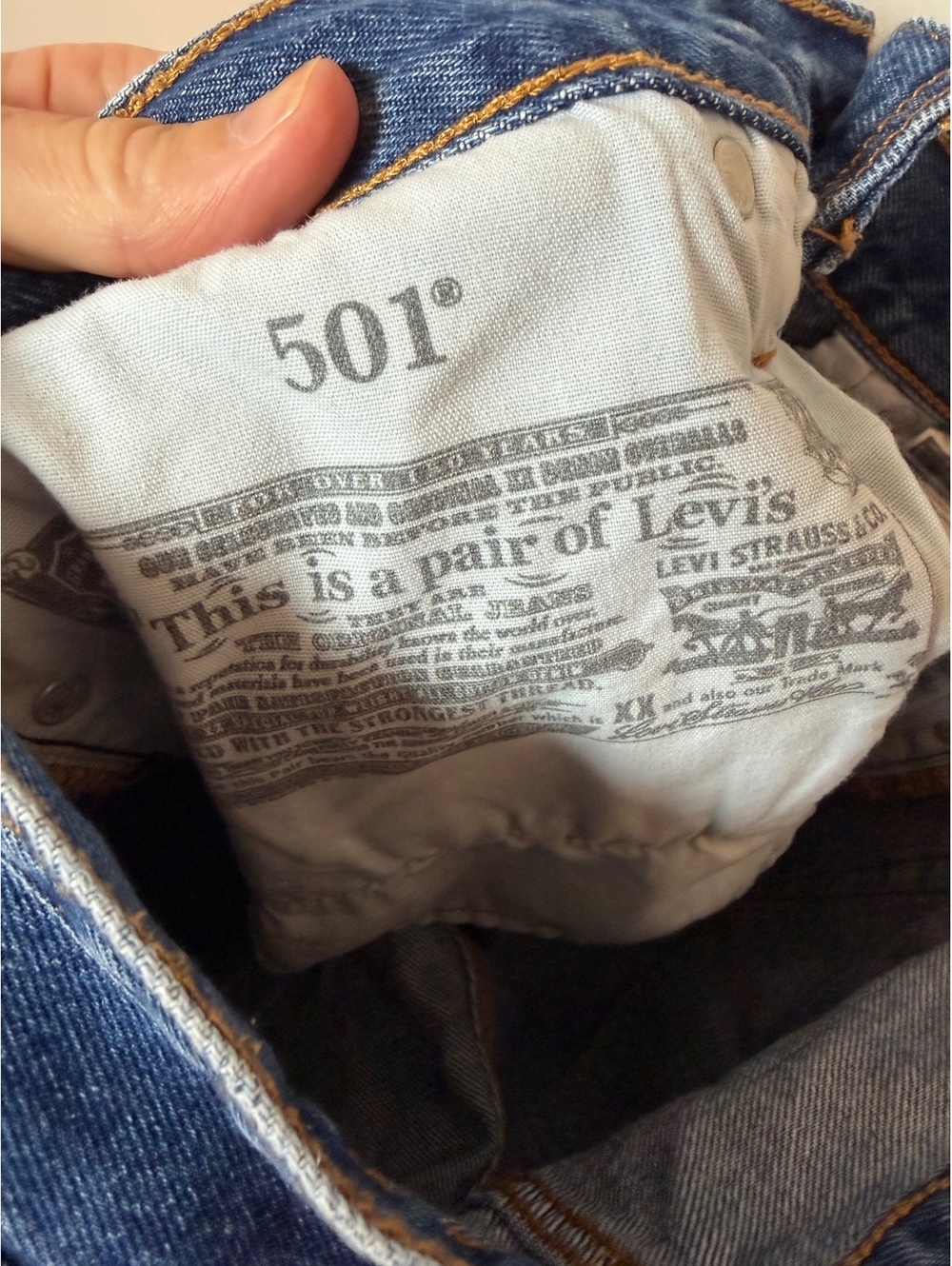 Levi’s 501 Original Fit Distressed Jeans High Rise Straight Leg Button Fly. 27 - Picture 7 of 7
